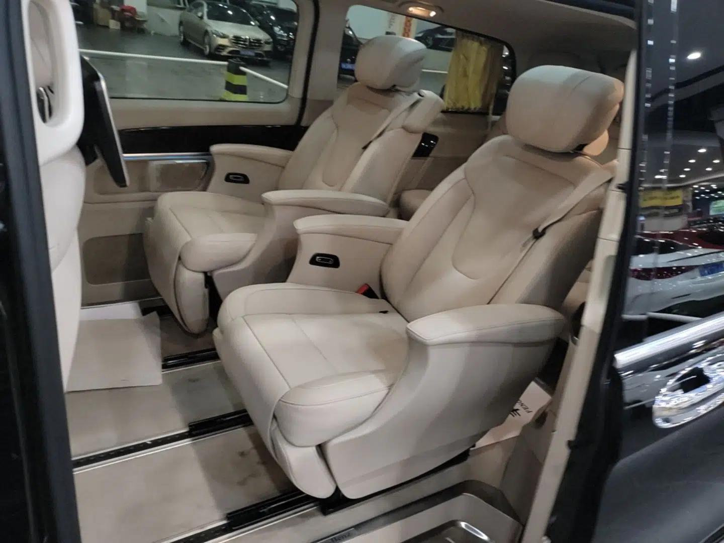 Mercedes-Benz V-Class 2017 V 260 L Prestige Extended Edition — миниатюра 25