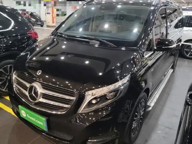 Mercedes-Benz V-Class 2017 V 260 L Prestige Extended Edition