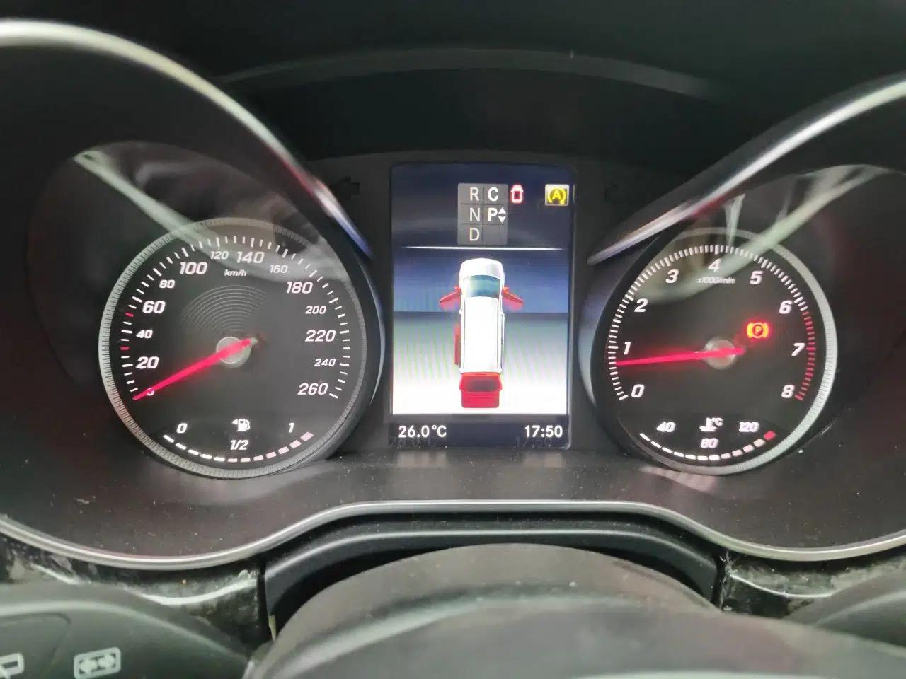 Mercedes-Benz V-Class 2018 V 260 L Prestige Extended Version China VI — миниатюра 11