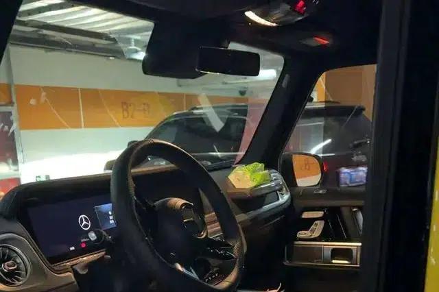 2025 Mercedes-Benz G-Class G 500 — миниатюра 8
