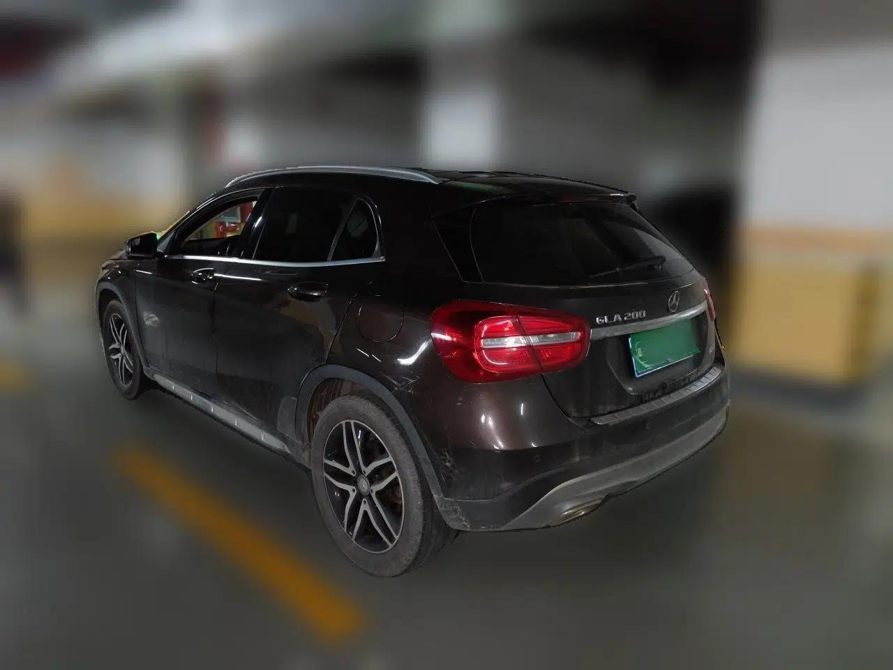 Mercedes-Benz GLA 2015 GLA 200 Fashion Model — миниатюра 4