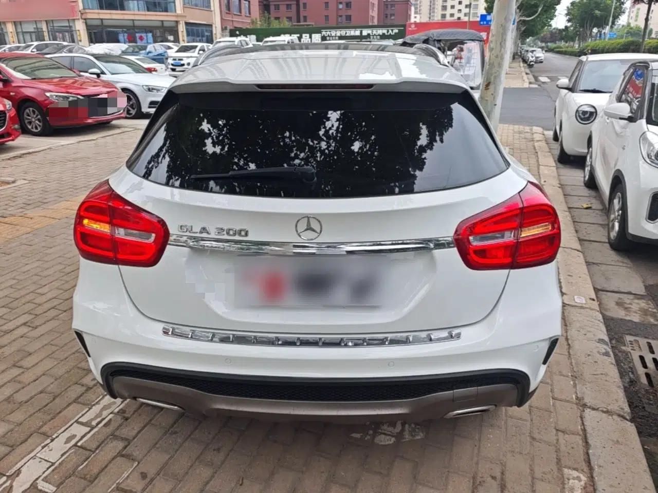 Mercedes-Benz GLA 2016 GLA 200 Fashion Model — миниатюра 5