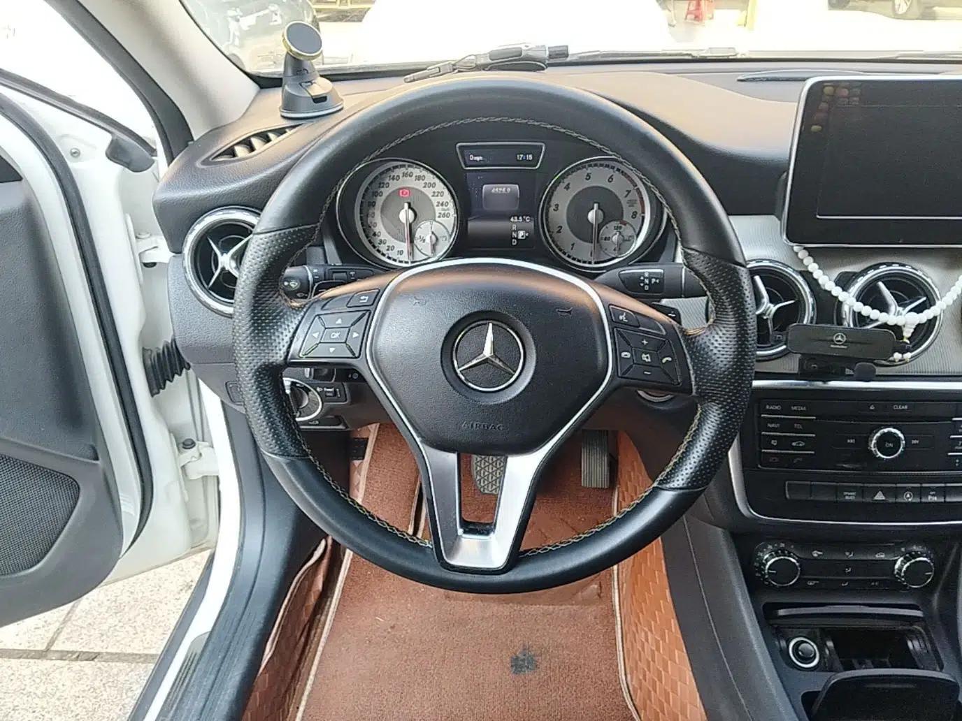 Mercedes-Benz GLA 2016 GLA 200 Sport Edition — миниатюра 13