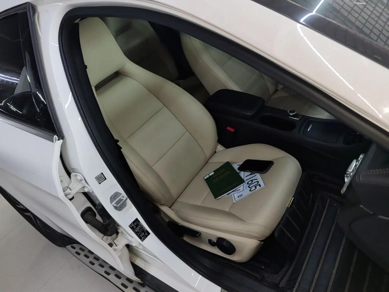 Mercedes-Benz GLA 2015 GLA 200 Fashion Model — миниатюра 19