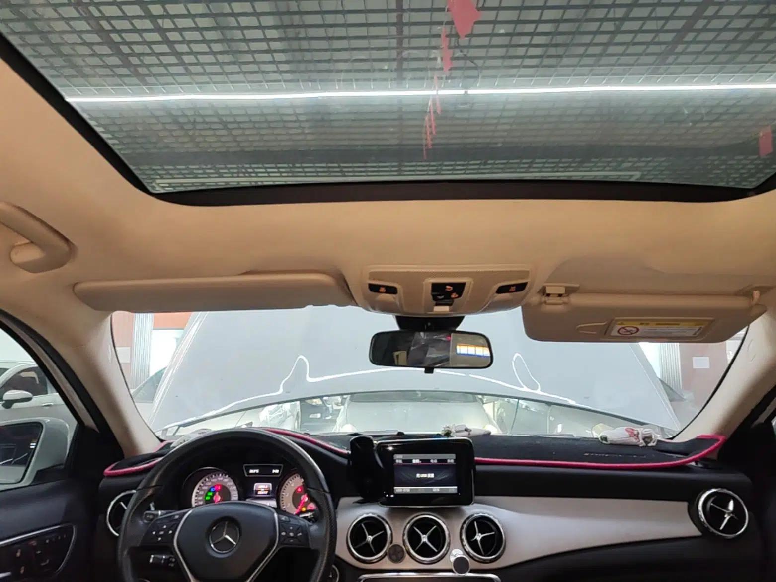 Mercedes-Benz GLA 2015 GLA 200 Fashion Model — миниатюра 21