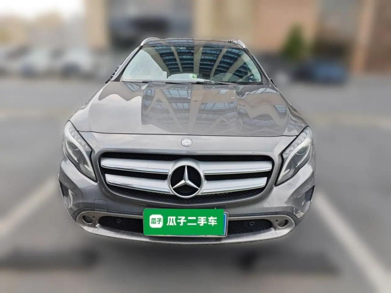 Mercedes-Benz GLA 2015 GLA 200 Fashion Model — миниатюра 2