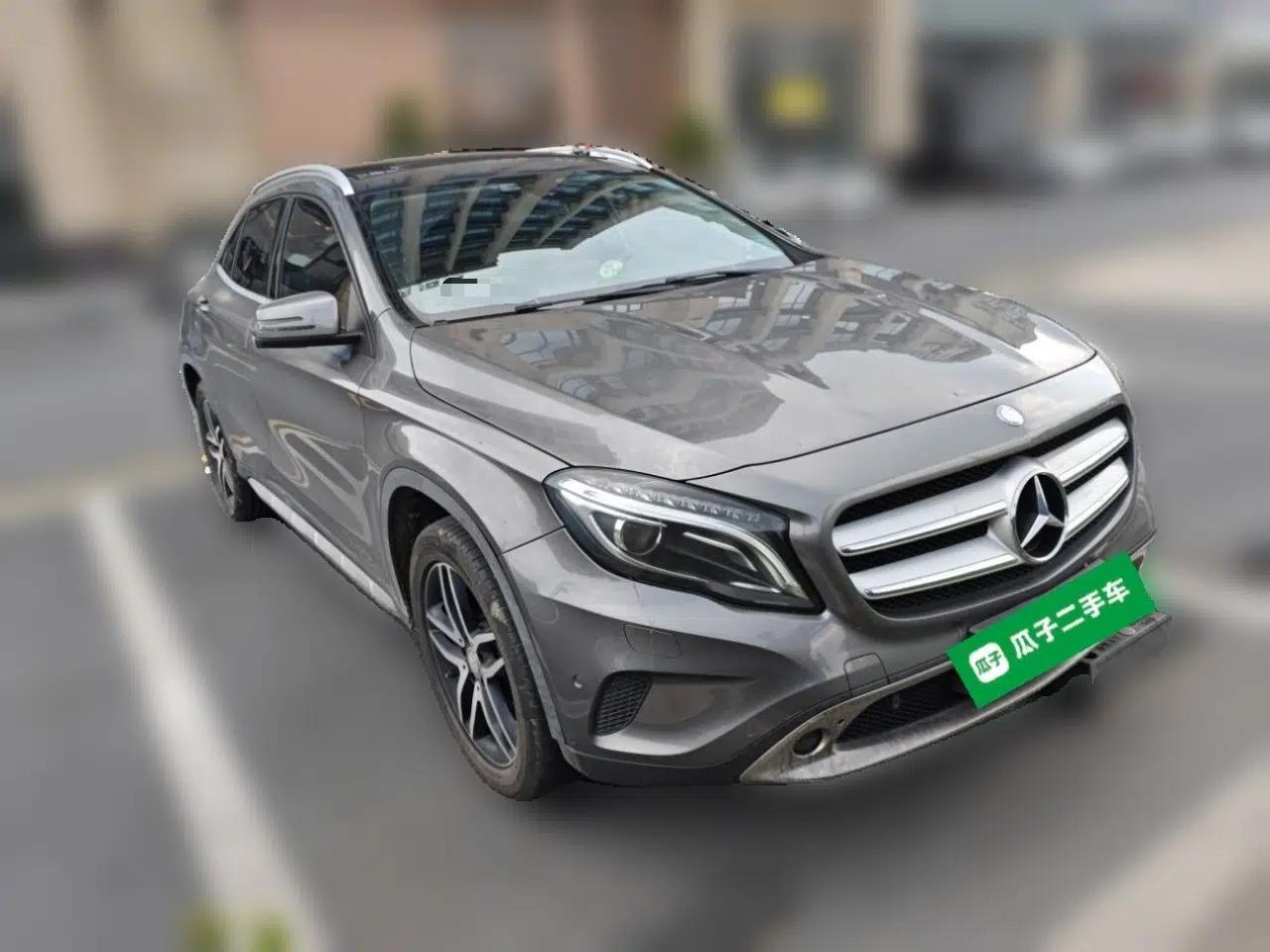 Mercedes-Benz GLA 2015 GLA 200 Fashion Model — миниатюра 3