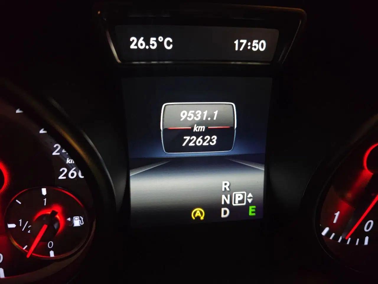 Mercedes-Benz GLA 2015 GLA 200 Sport Edition — миниатюра 12