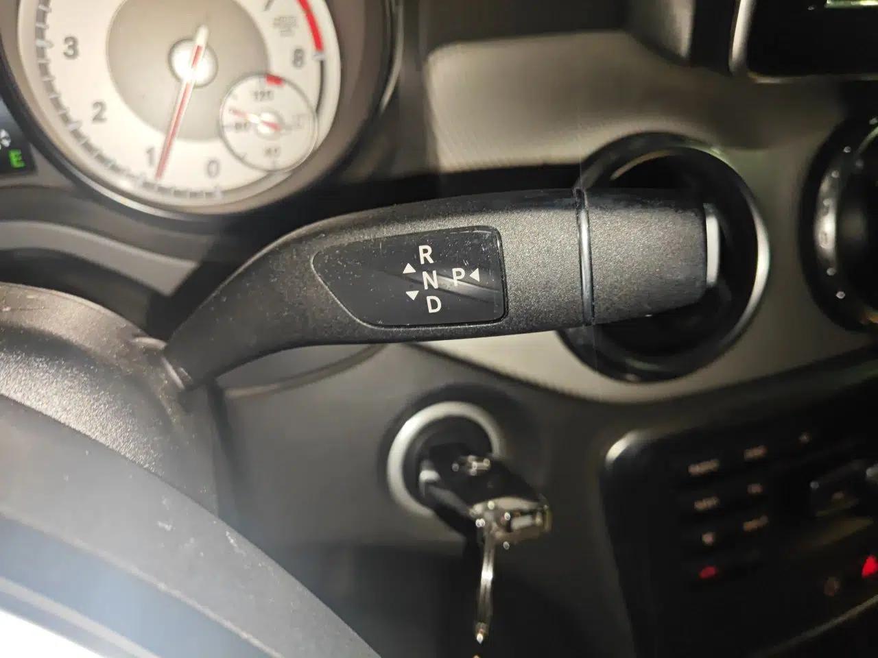 Mercedes-Benz GLA 2015 GLA 200 Sport Edition — миниатюра 14