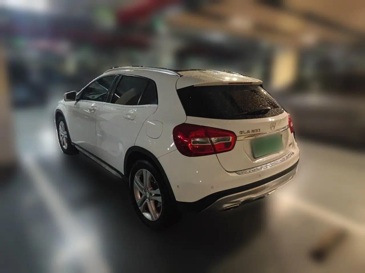 Mercedes-Benz GLA 2015 GLA 200 Sport Edition — миниатюра 4