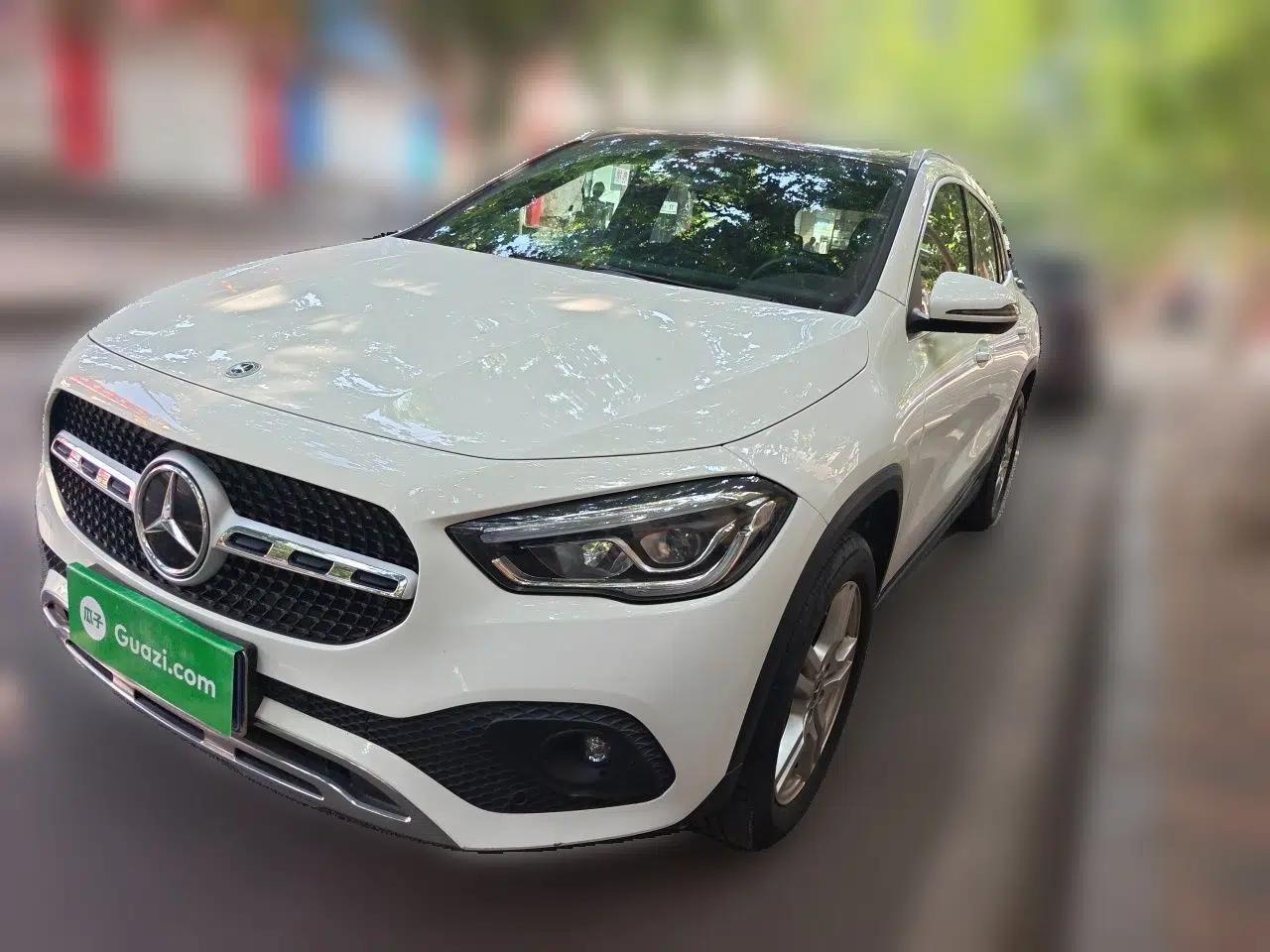 Mercedes-Benz GLA 2022 Second Facelift GLA 200 — миниатюра 1