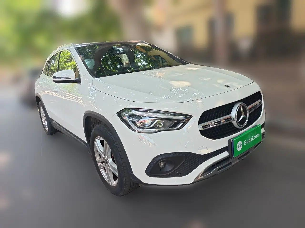 Mercedes-Benz GLA 2022 Second Facelift GLA 200 — миниатюра 3