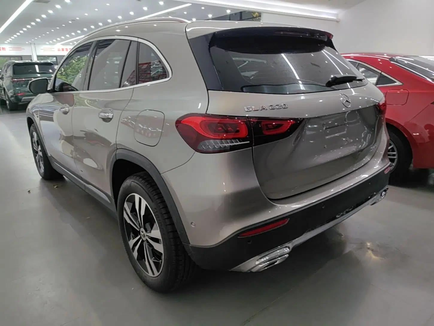 Mercedes-Benz GLA 2022 GLA 220 — миниатюра 4