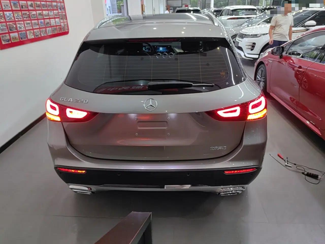 Mercedes-Benz GLA 2022 GLA 220 — миниатюра 5