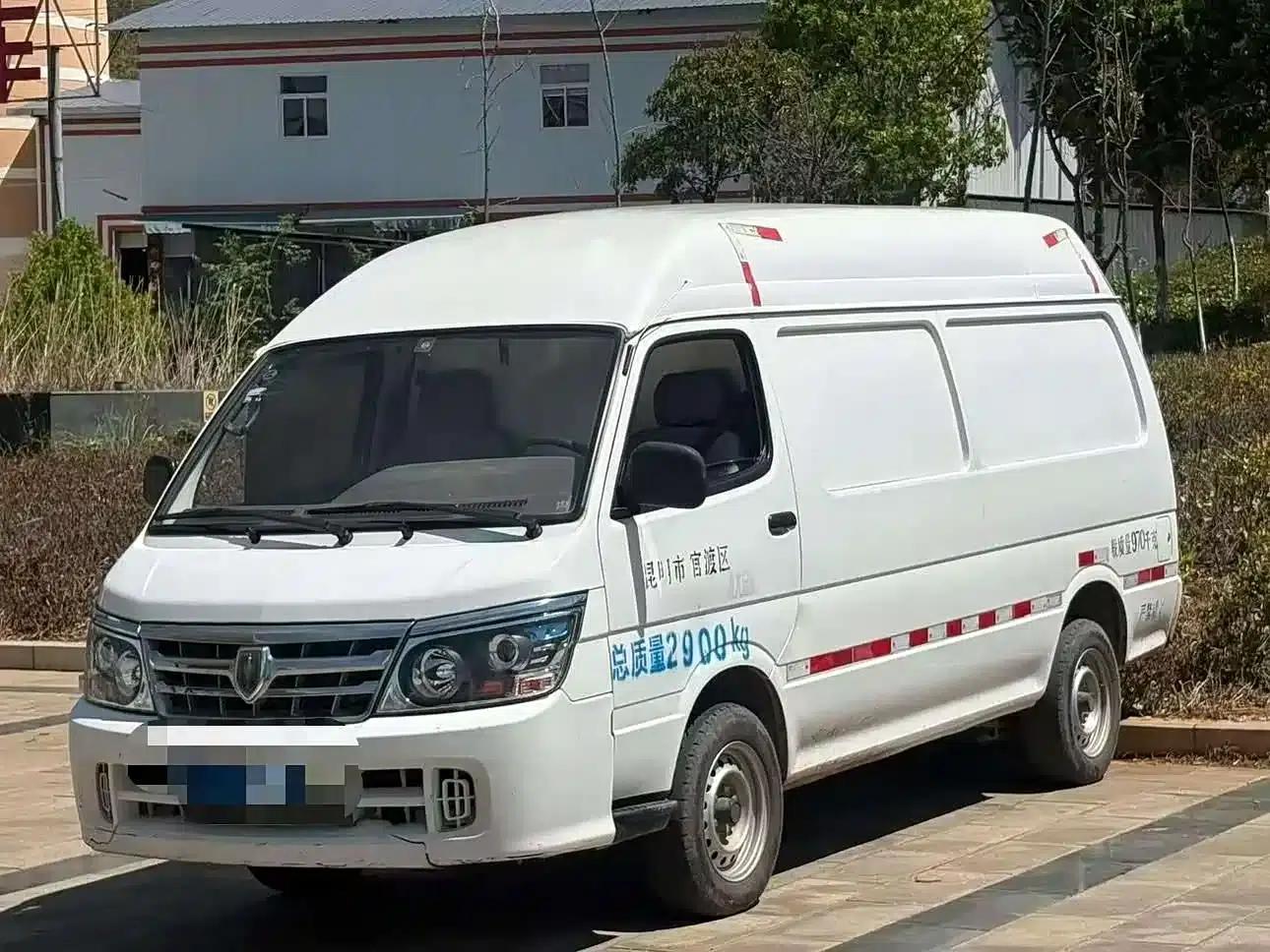 Jinbei Haishi 2018 2.0L Fifth Generation Van Standard Roof 2 Seats 4G21C — миниатюра 1