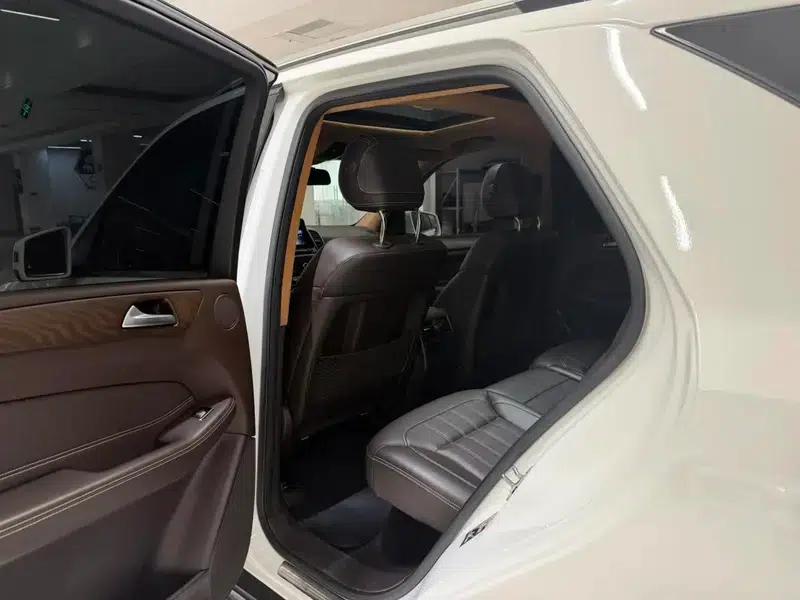 Mercedes-Benz GLE (Imported) 2017 GLE 400 4MATIC — миниатюра 16