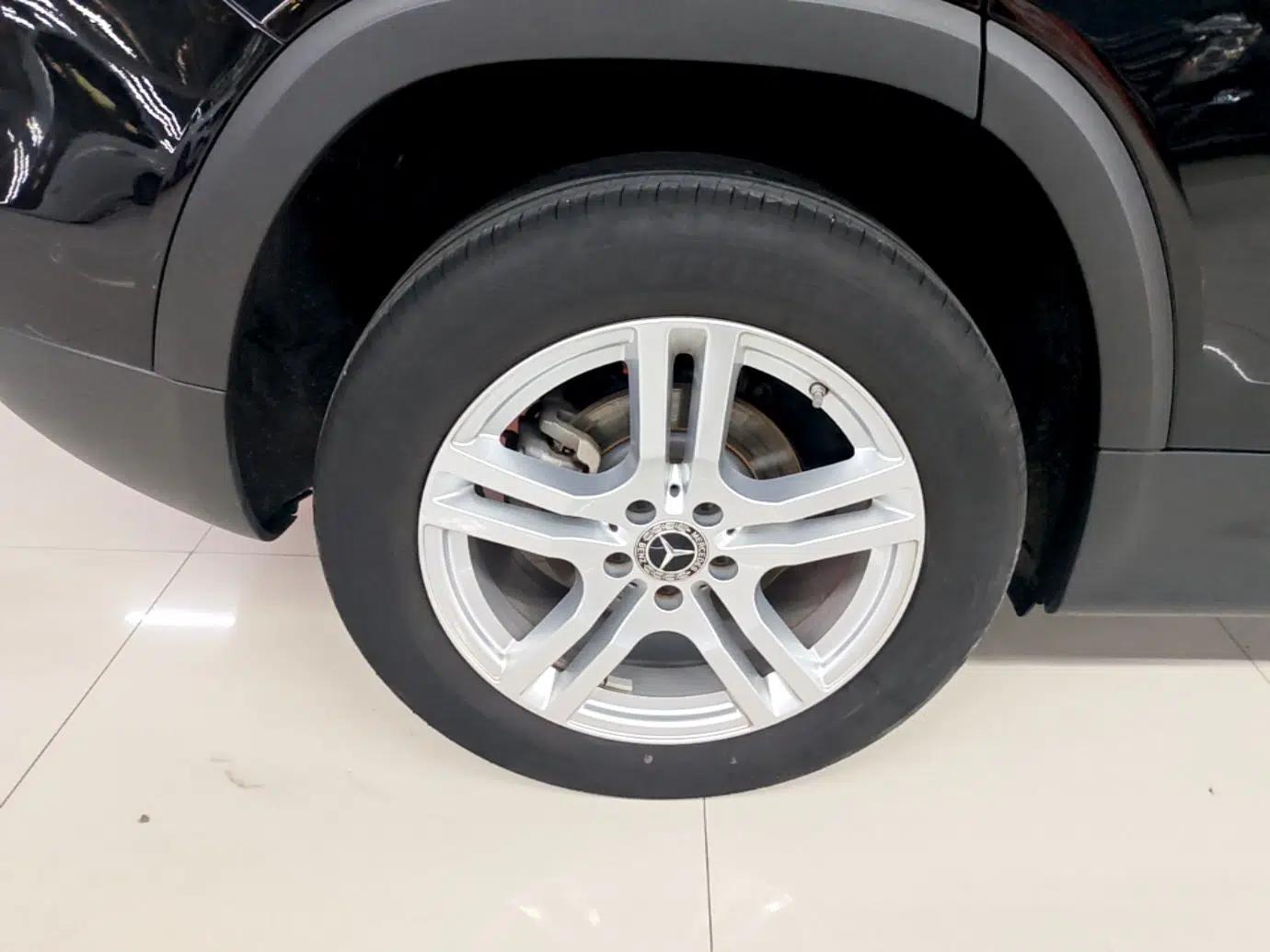 Mercedes-Benz GLB 2023 GLB 220 Sport Edition — миниатюра 11