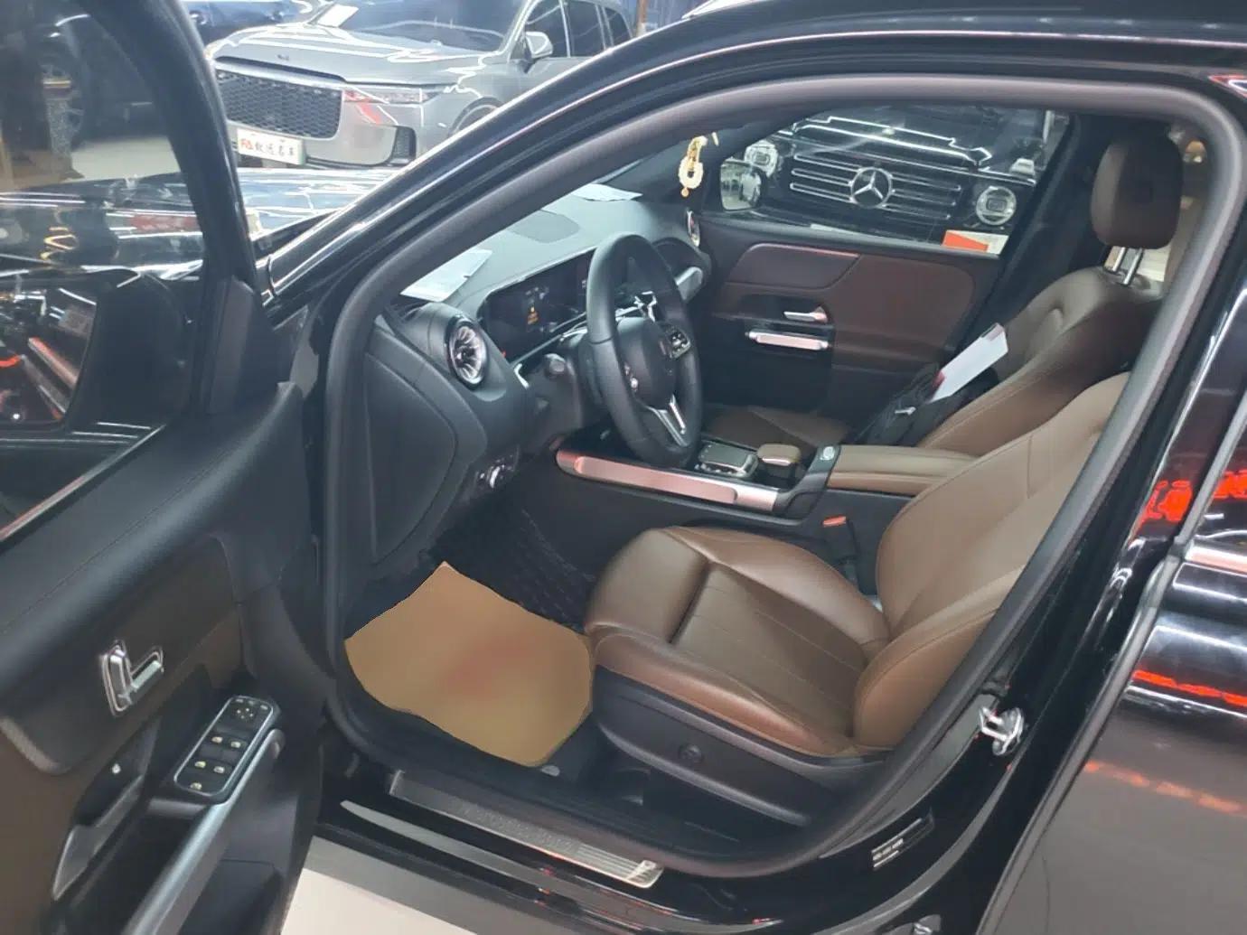 Mercedes-Benz GLB 2023 GLB 220 Sport Edition — миниатюра 18