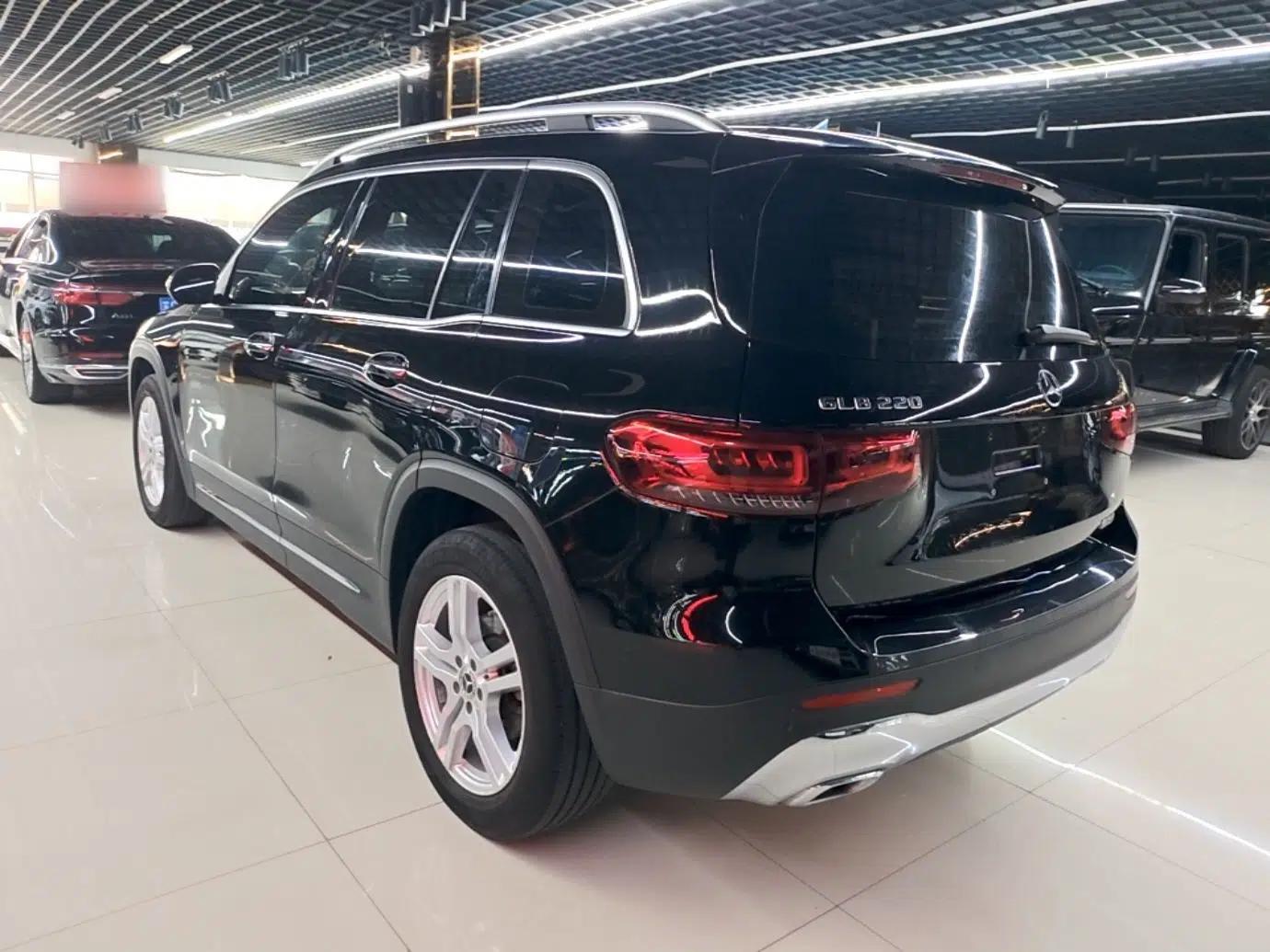 Mercedes-Benz GLB 2023 GLB 220 Sport Edition — миниатюра 4
