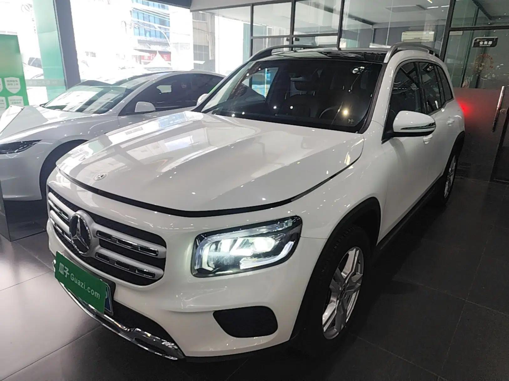 Mercedes-Benz GLB 2023 GLB 200 Dynamic Edition — миниатюра 1