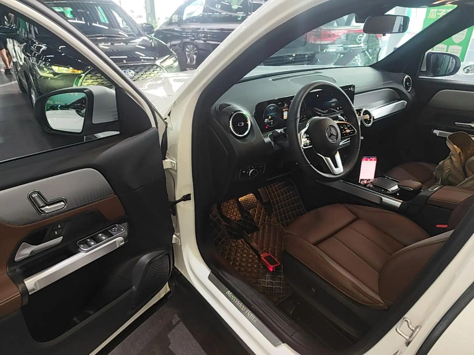 Mercedes-Benz GLB 2023 GLB 200 Dynamic Edition — миниатюра 23