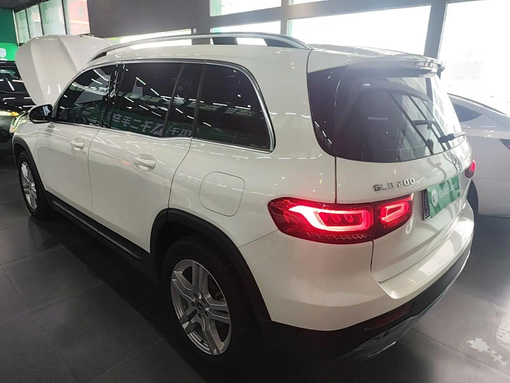 Mercedes-Benz GLB 2023 GLB 200 Dynamic Edition — миниатюра 4
