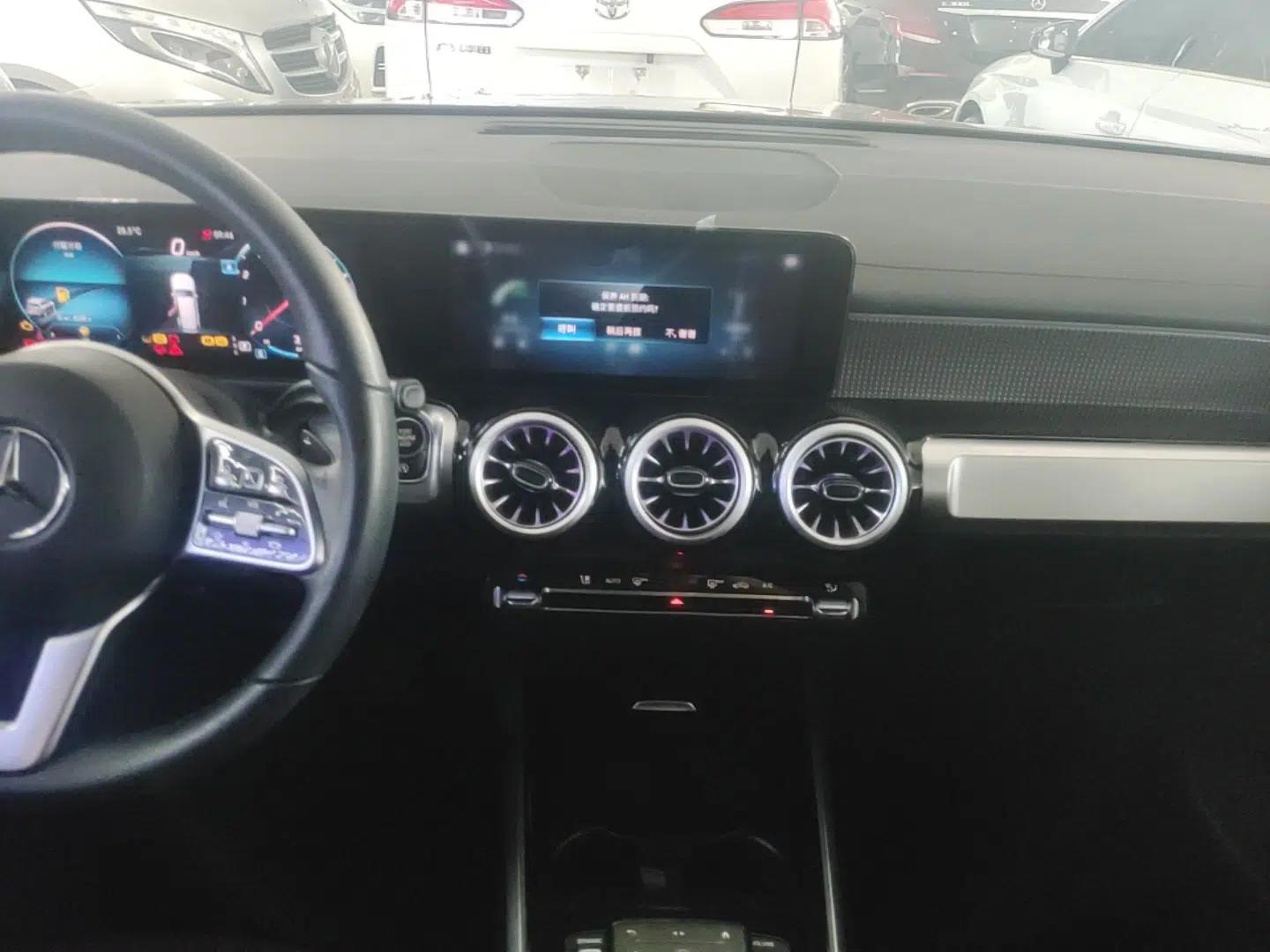 Mercedes-Benz GLB 2022 Refresh GLB 200 Dynamic Edition — миниатюра 15