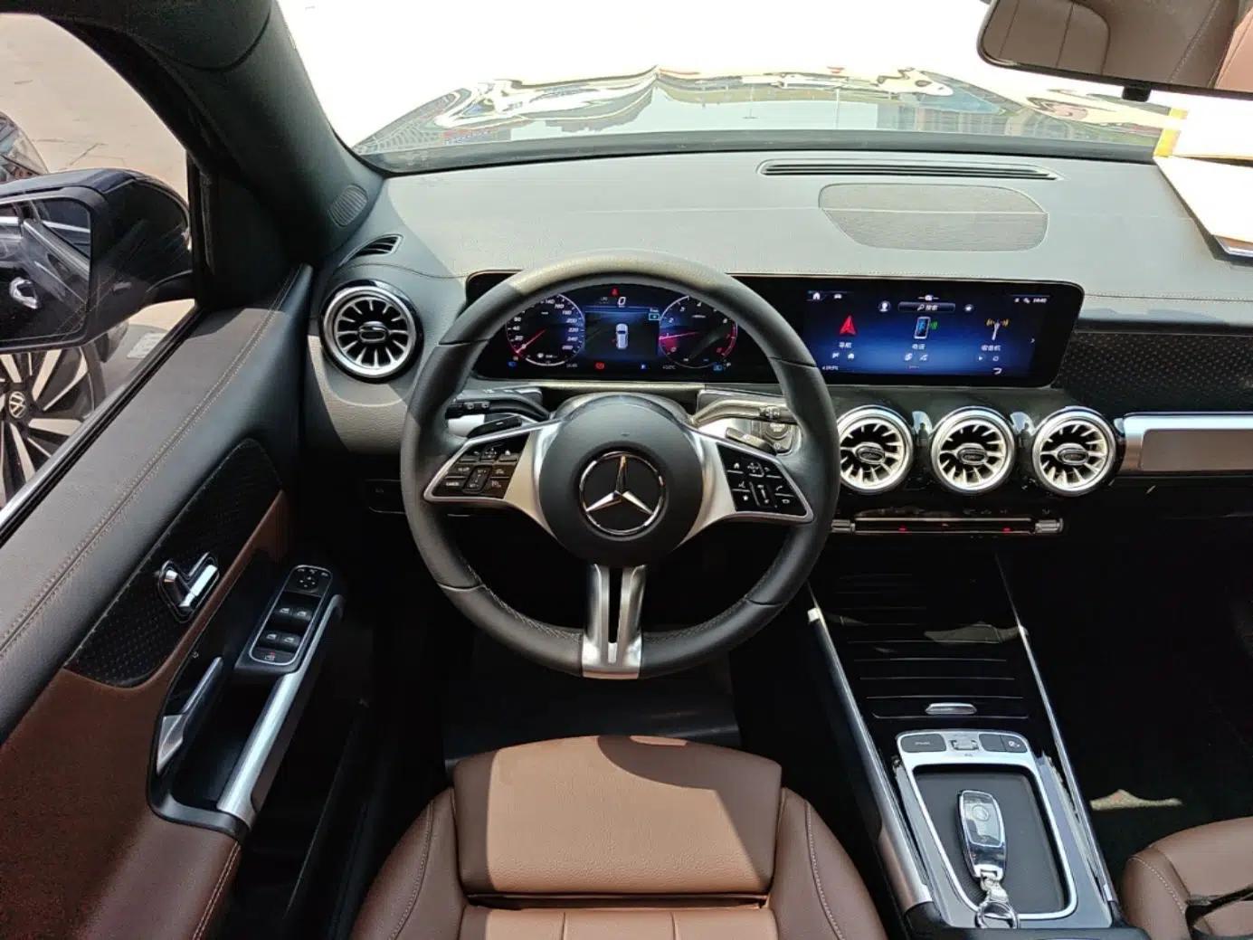 Mercedes-Benz GLB 2024 Refresh GLB 220 Dynamic Edition — миниатюра 13