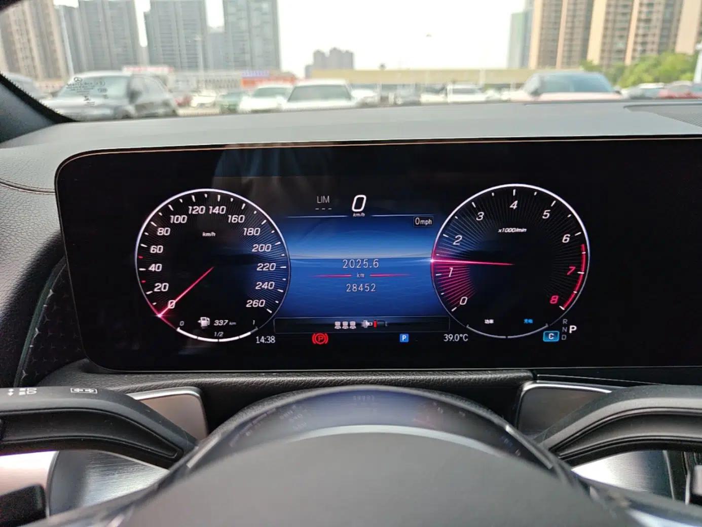 Mercedes-Benz GLB 2024 Refresh GLB 220 Dynamic Edition — миниатюра 14