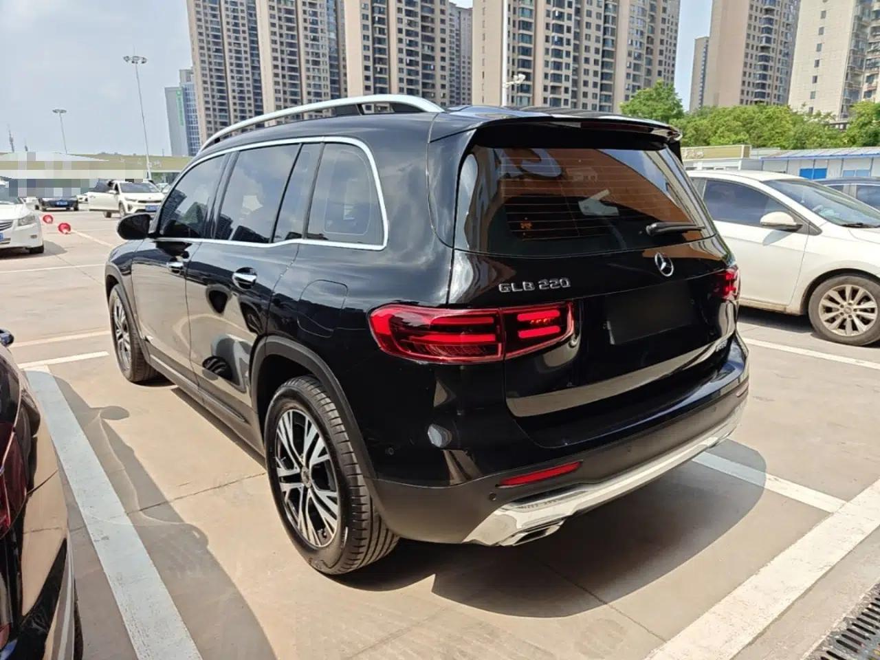 Mercedes-Benz GLB 2024 Refresh GLB 220 Dynamic Edition — миниатюра 4