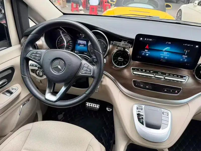 Mercedes-Benz V-Class 2020 V 260 Premium Edition — миниатюра 6