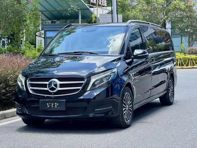 Mercedes-Benz V-Class 2018 V 260 L Premium Extended Edition (China V Emission Standard)
