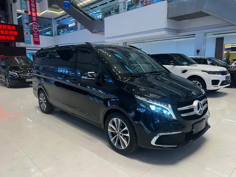 Mercedes-Benz V-Class 2022 V 260 Navigator Edition — миниатюра 3