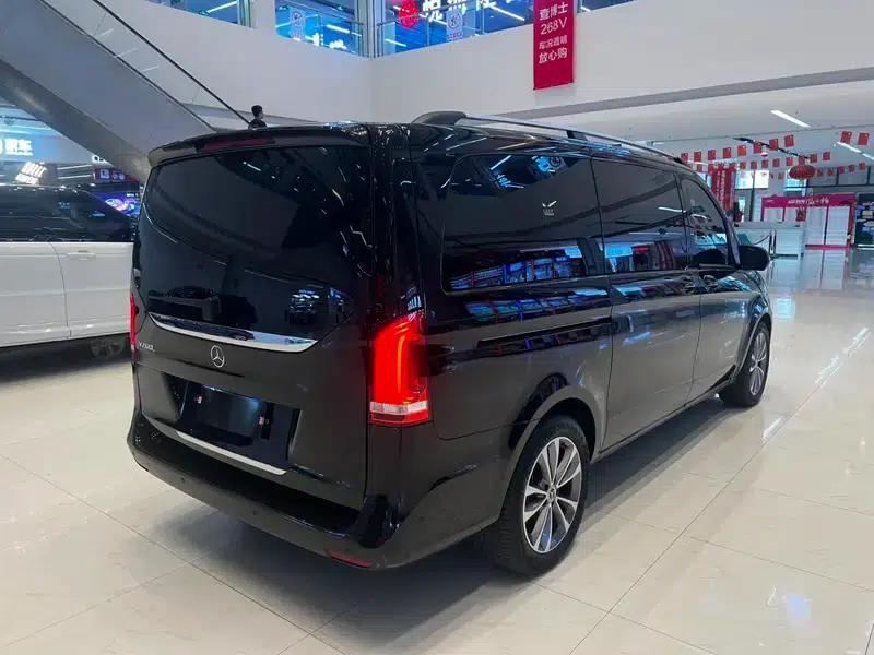 Mercedes-Benz V-Class 2022 V 260 Navigator Edition — миниатюра 6