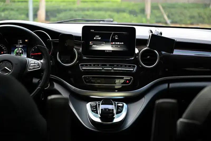 Mercedes-Benz V-Class 2018 V 260 Navigator Edition (China VI Emission Standard) — миниатюра 13