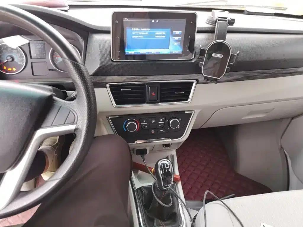 New Hiace S 2023 1.5L Wealth Edition Van (2/5 Seats) with Air Conditioning SWC15M — миниатюра 6