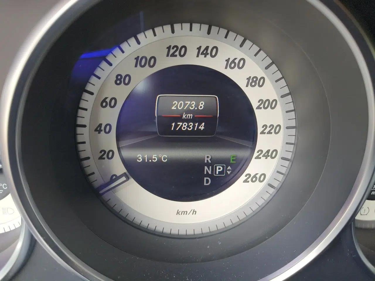 Mercedes-Benz CLS 2012 CLS 300 CGI — миниатюра 12