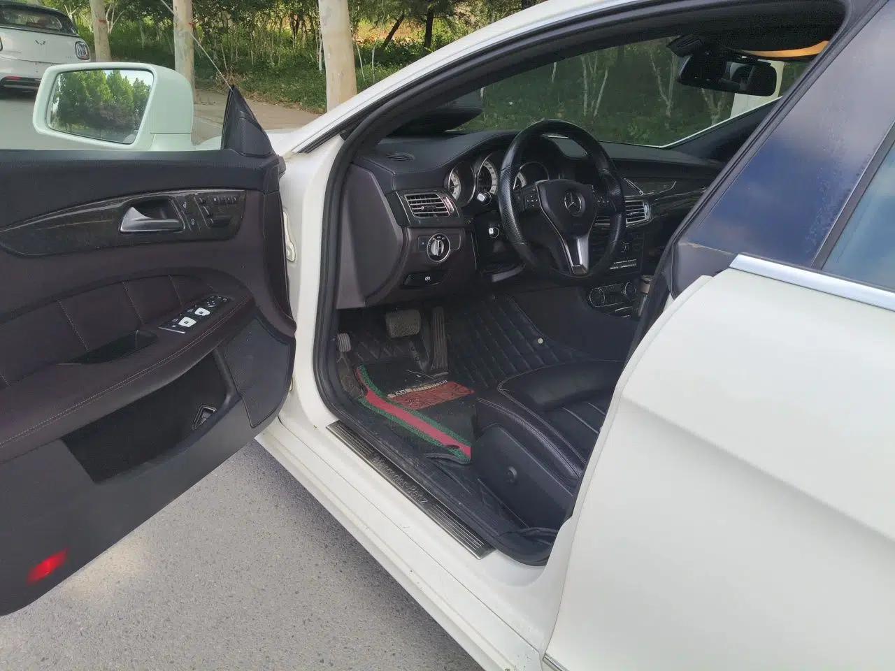 Mercedes-Benz CLS 2012 CLS 300 CGI — миниатюра 16