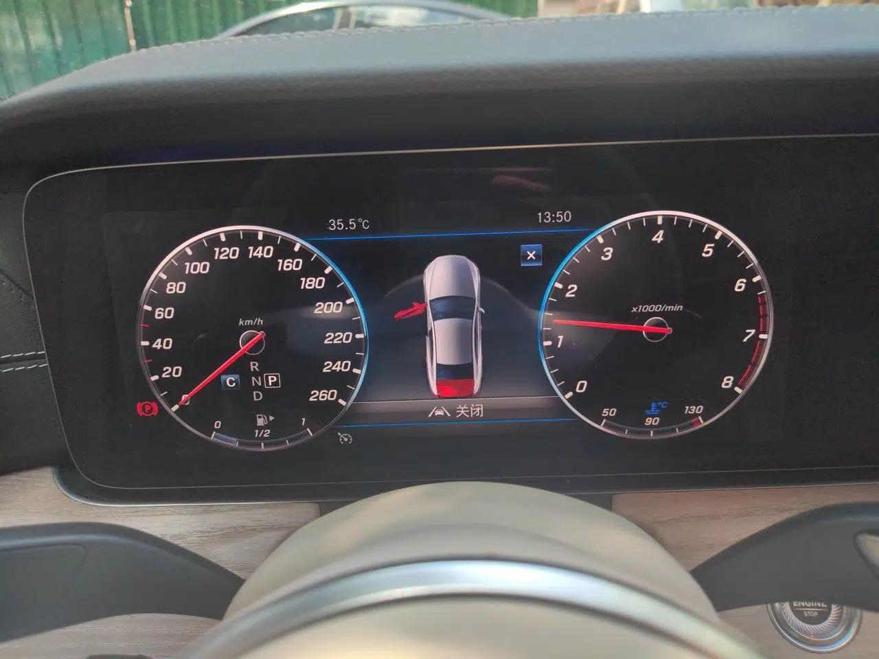 Mercedes-Benz CLS 2018 CLS 300 Dynamic Edition — миниатюра 11