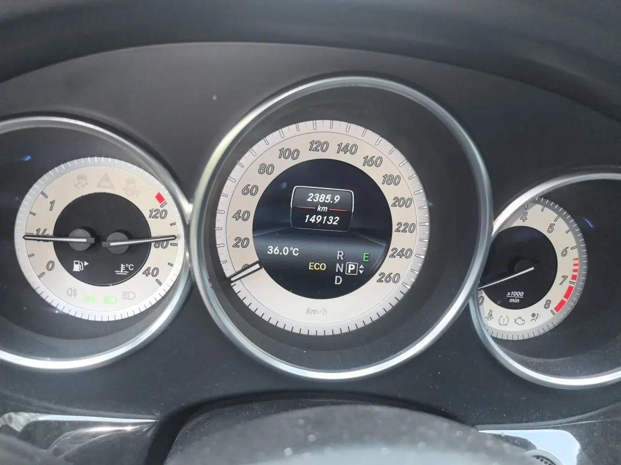 Mercedes-Benz CLS 2015 CLS 320 — миниатюра 12