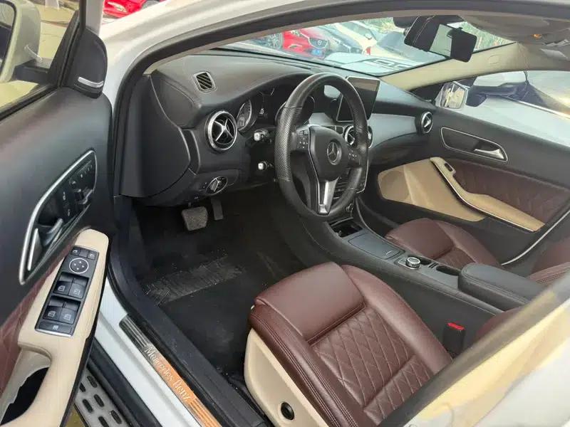 2016 Mercedes-Benz GLA 220 4MATIC Fashion Edition — миниатюра 13