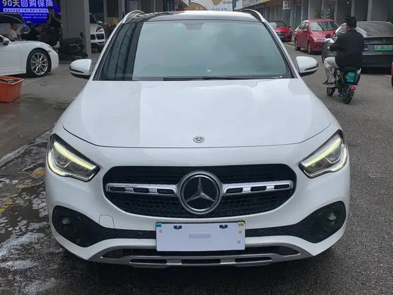 2020 Mercedes-Benz GLA 200 — миниатюра 2