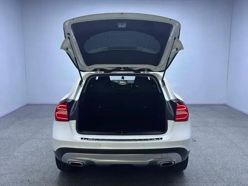 2016 Mercedes-Benz GLA 200 Fashion Edition — миниатюра 20