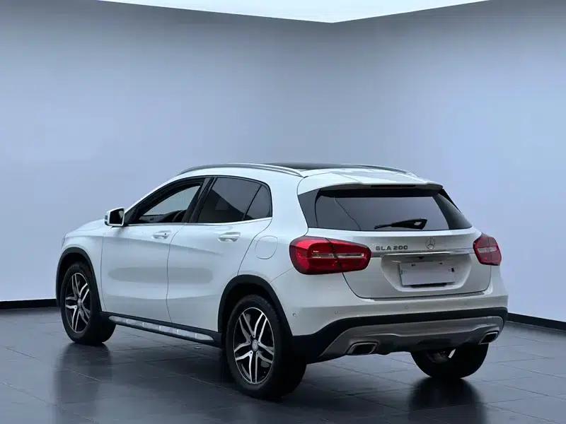 2017 Mercedes-Benz GLA 200 Fashion Edition — миниатюра 4