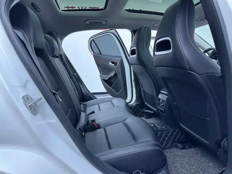 2017 Mercedes-Benz GLA 200 Fashion Edition — миниатюра 8