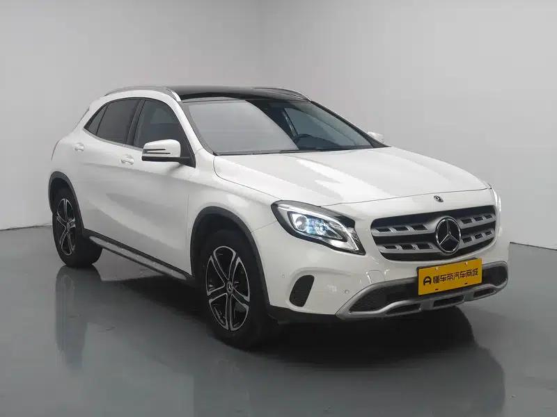 2018 Mercedes-Benz GLA 200 Fashion Edition — миниатюра 3