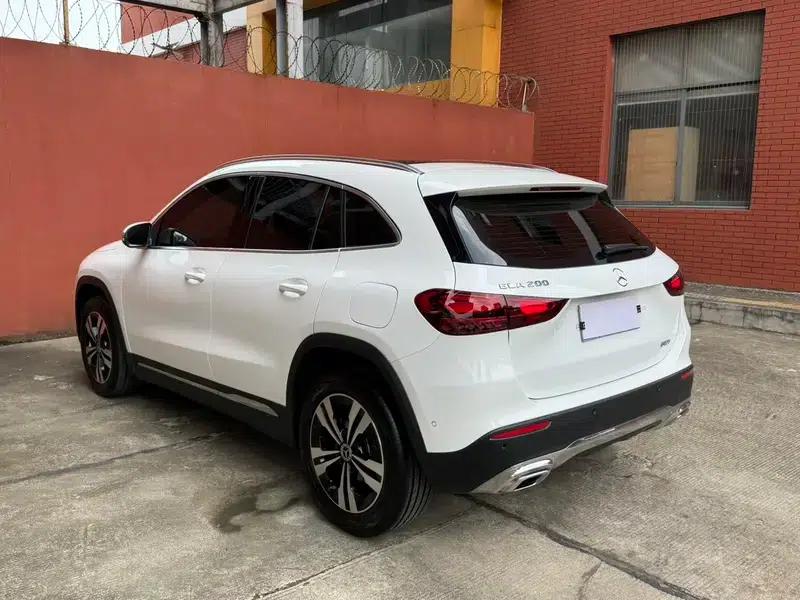 2024 Mercedes-Benz GLA 200 — миниатюра 6