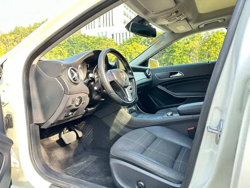 Mercedes-Benz GLA (Imported) 2015 GLA 200 — миниатюра 17