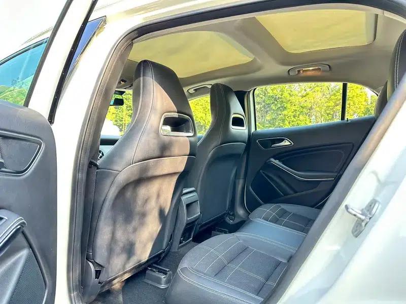Mercedes-Benz GLA (Imported) 2015 GLA 200 — миниатюра 18
