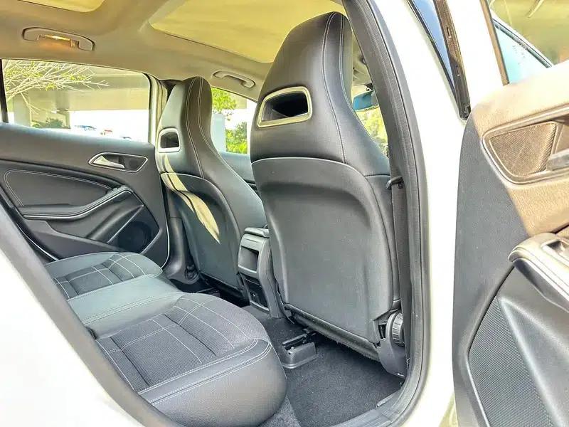 Mercedes-Benz GLA (Imported) 2015 GLA 200 — миниатюра 19